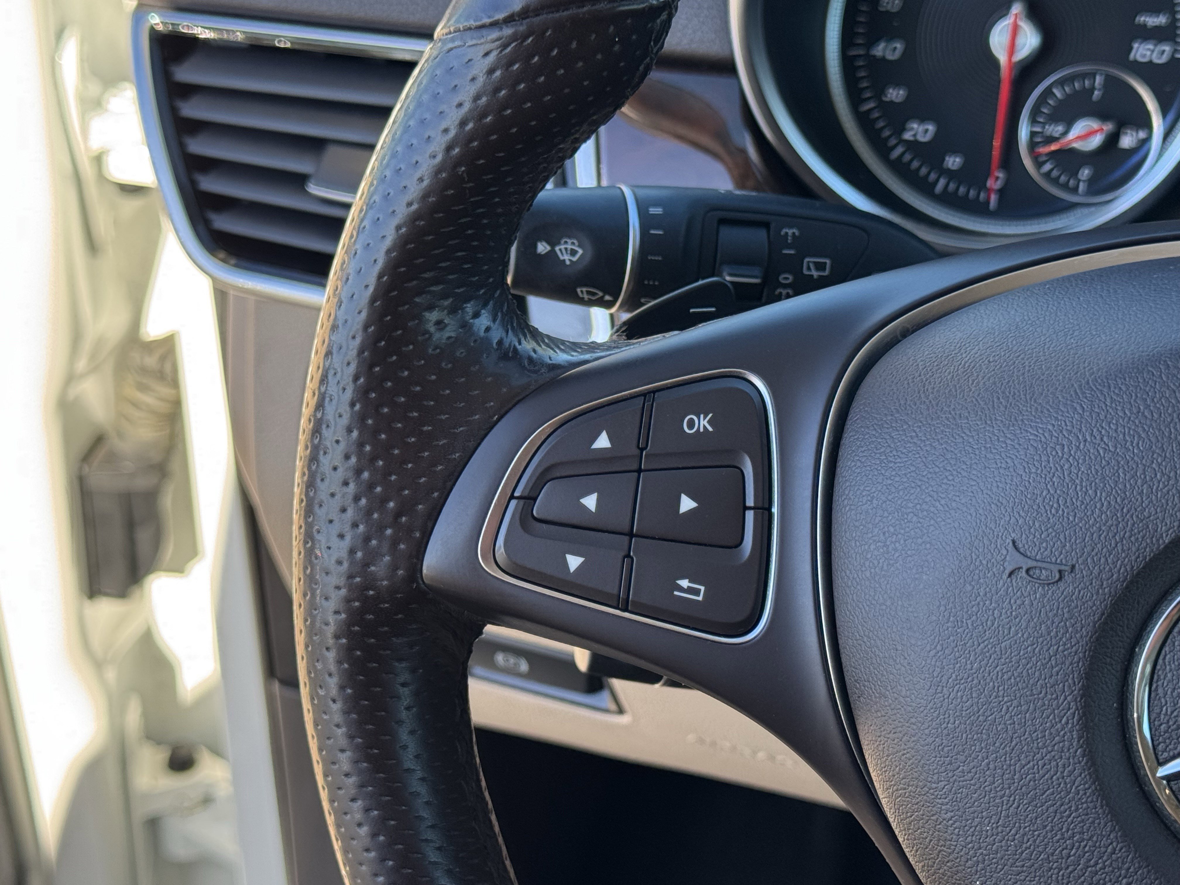 Used 2018 Mercedes-Benz GLE 350 image 20