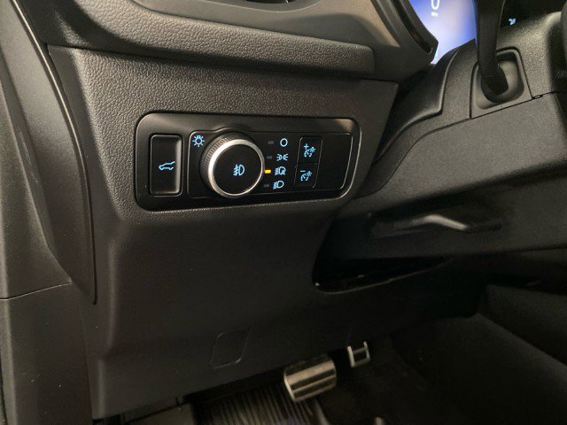 Used 2023 Ford Escape ST-Line Select AWD/4WD image 17