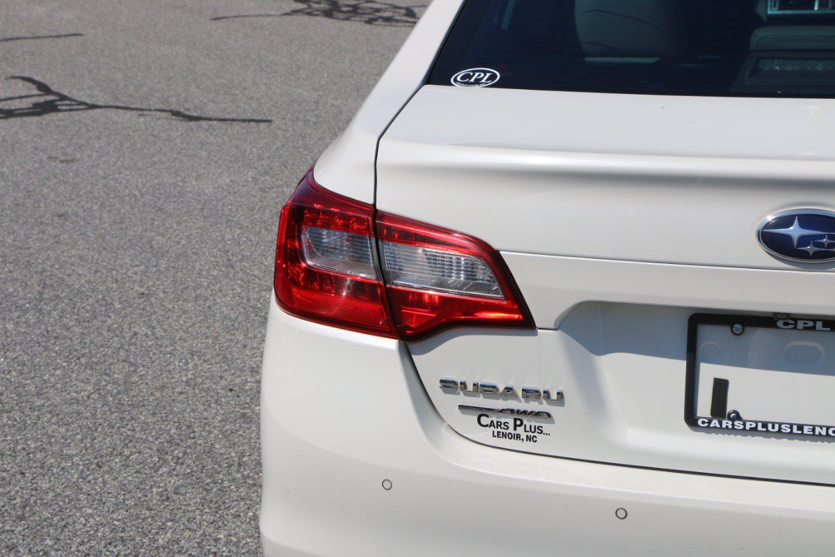 Used 2017 Subaru Legacy 2.5i Limited AWD/4WD image 6