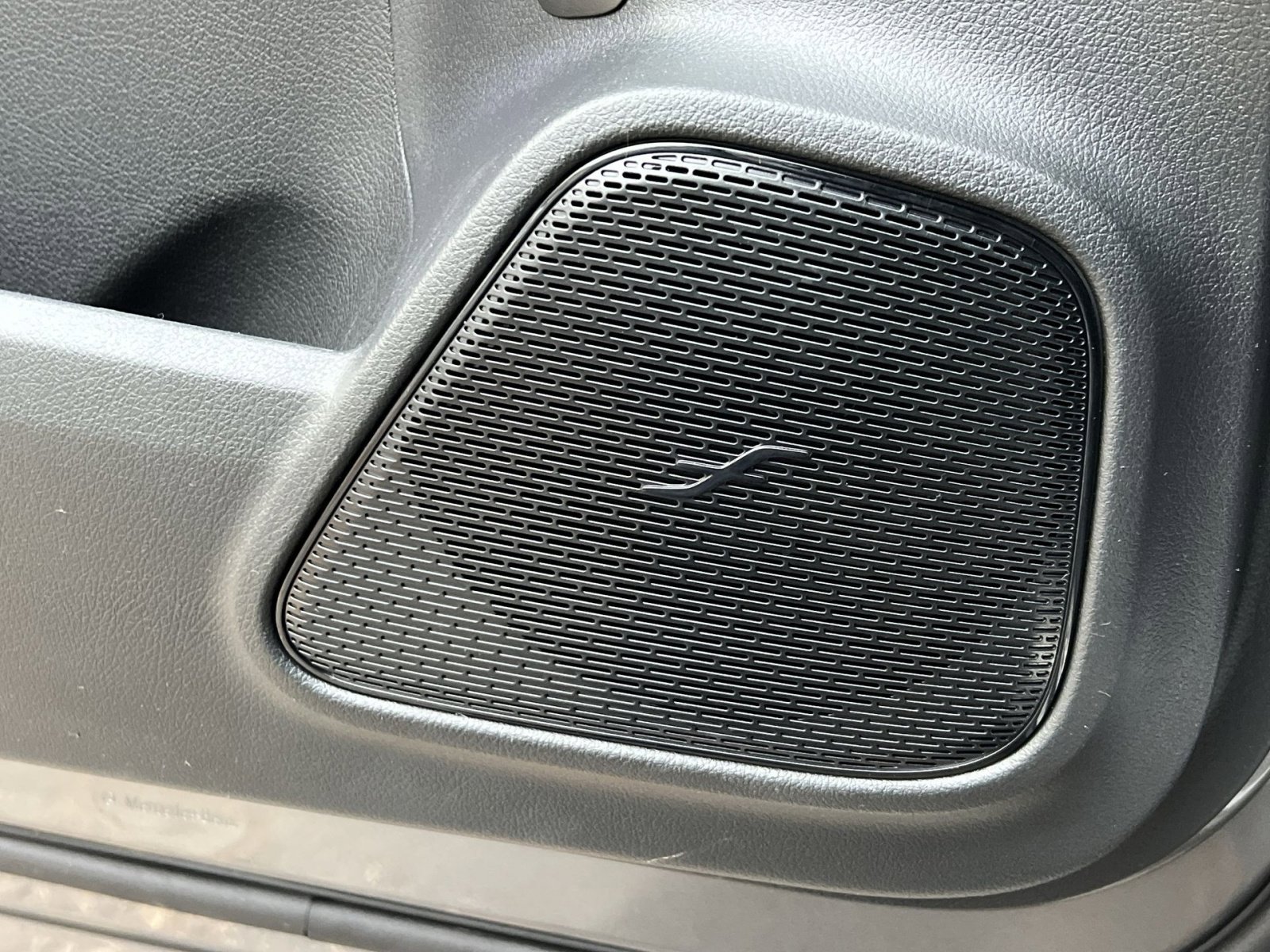 New 2026 Mercedes-Benz GLB 250 4MATIC image 34