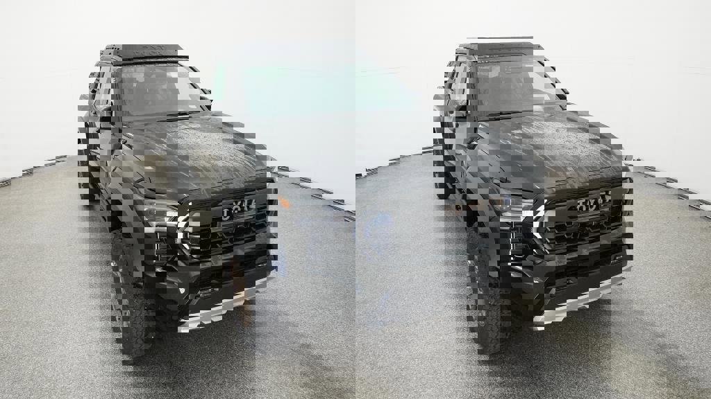 New 2025 Toyota Tacoma Trailhunter image 32