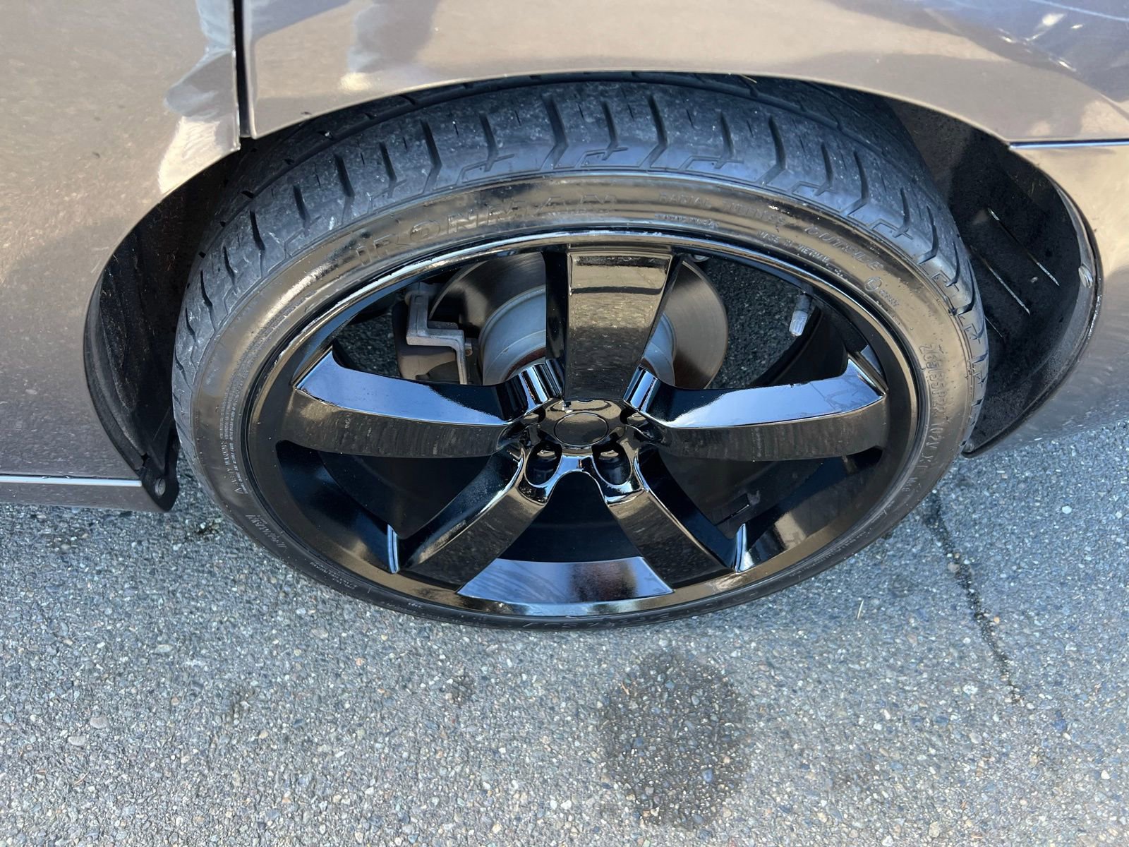 Used 2014 Dodge Charger SE RWD image 9