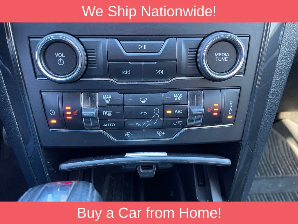 Used 2018 Ford Explorer XLT w/ Equipment Group 202A AWD/4WD image 19
