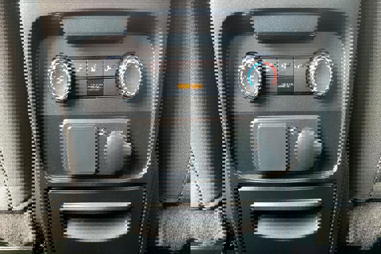 Used 2019 Ford Flex SE FWD image 34