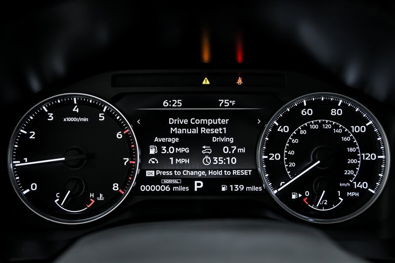 New 2025 Mitsubishi Outlander AWD image 18