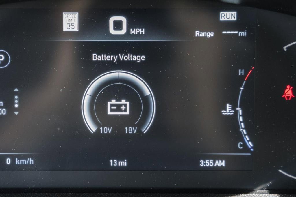 New 2025 RAM ProMaster 2500 w/ Quick Order Package 22G SLT image 35