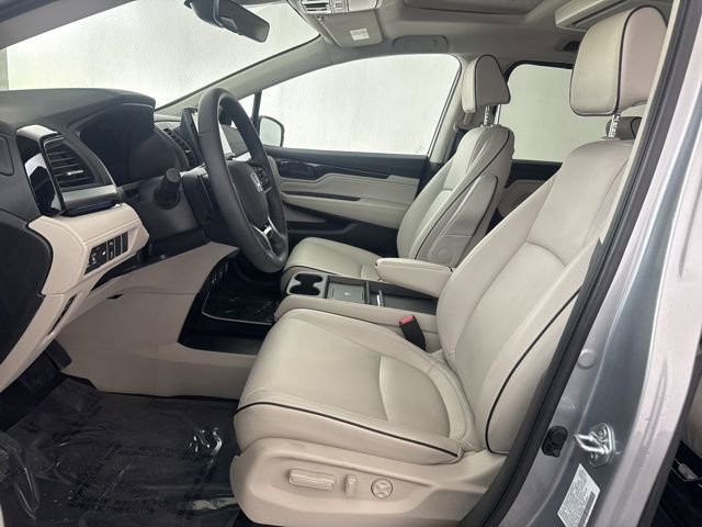 Certified 2026 Honda Odyssey Touring image 30