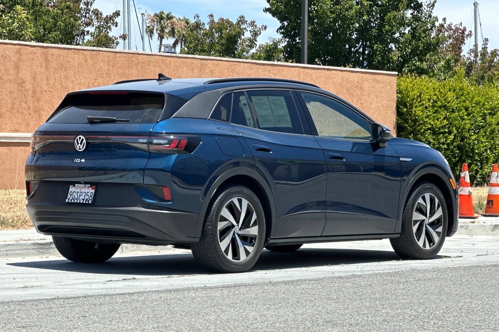 Used 2023 Volkswagen ID.4 Pro RWD image 4