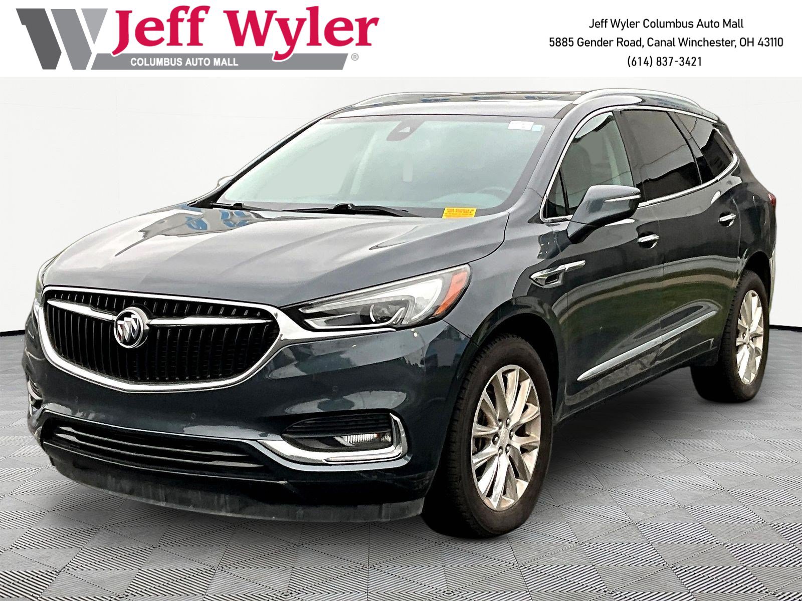 Used 2018 Buick Enclave Premium w/ Experience Buick Package FWD image 1
