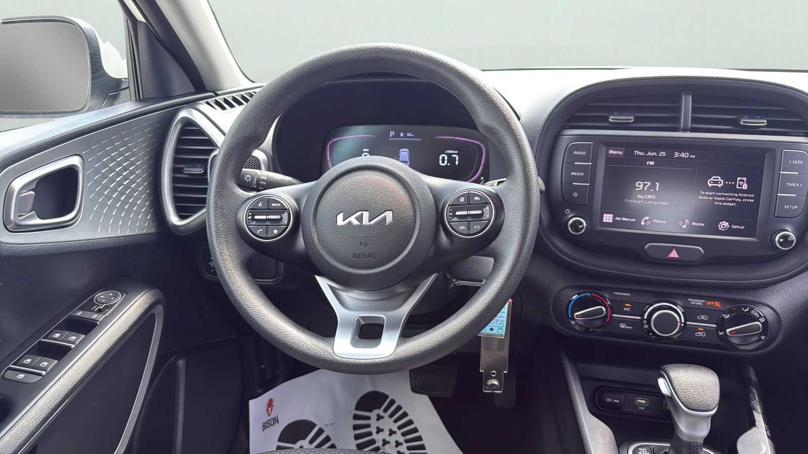 Used 2024 Kia Soul LX w/ Option Group 015 FWD image 12