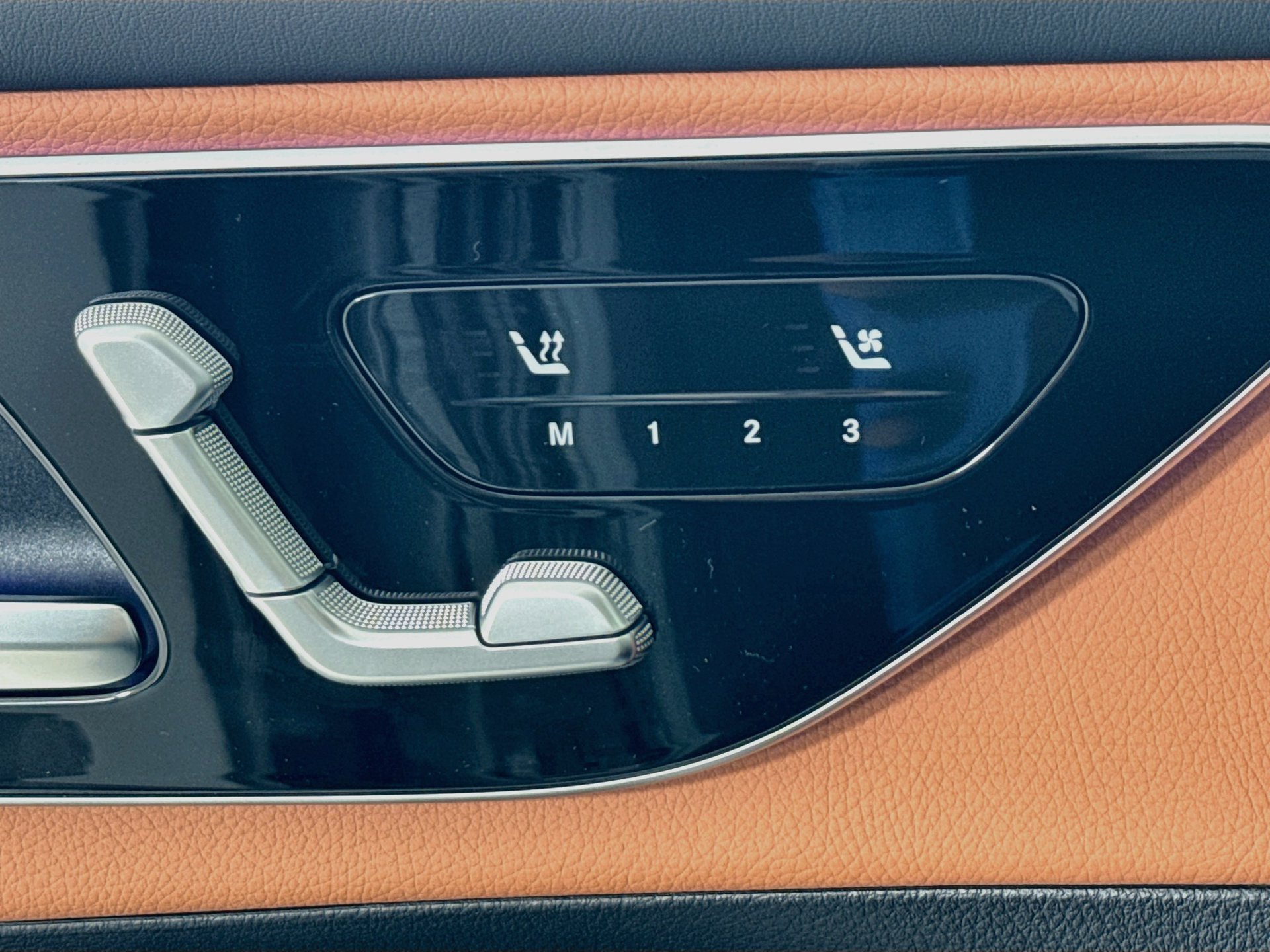 New 2027 Mercedes-Benz GLC 300 4MATIC image 22