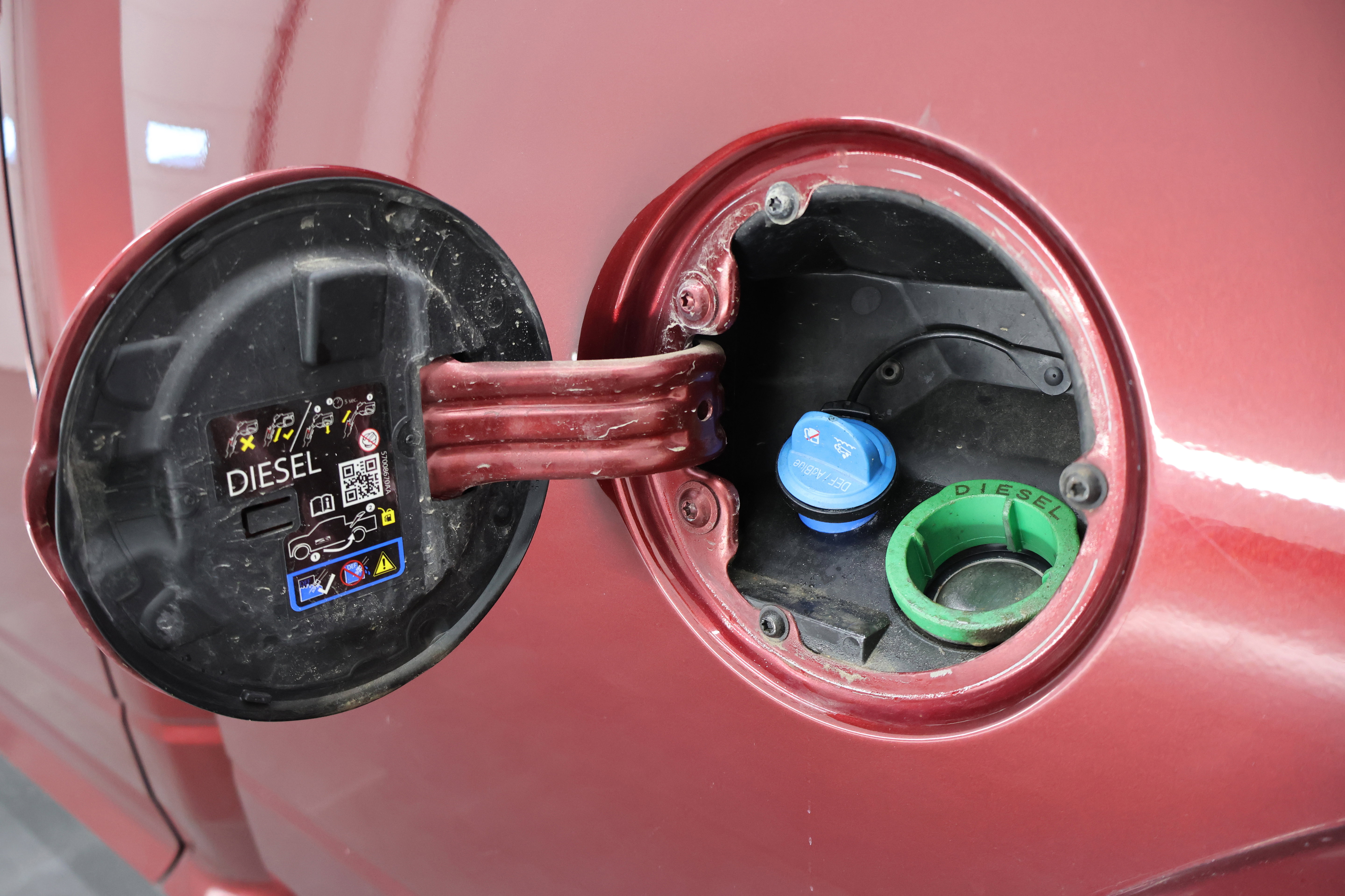 Used 2022 RAM 3500 Laramie image 32