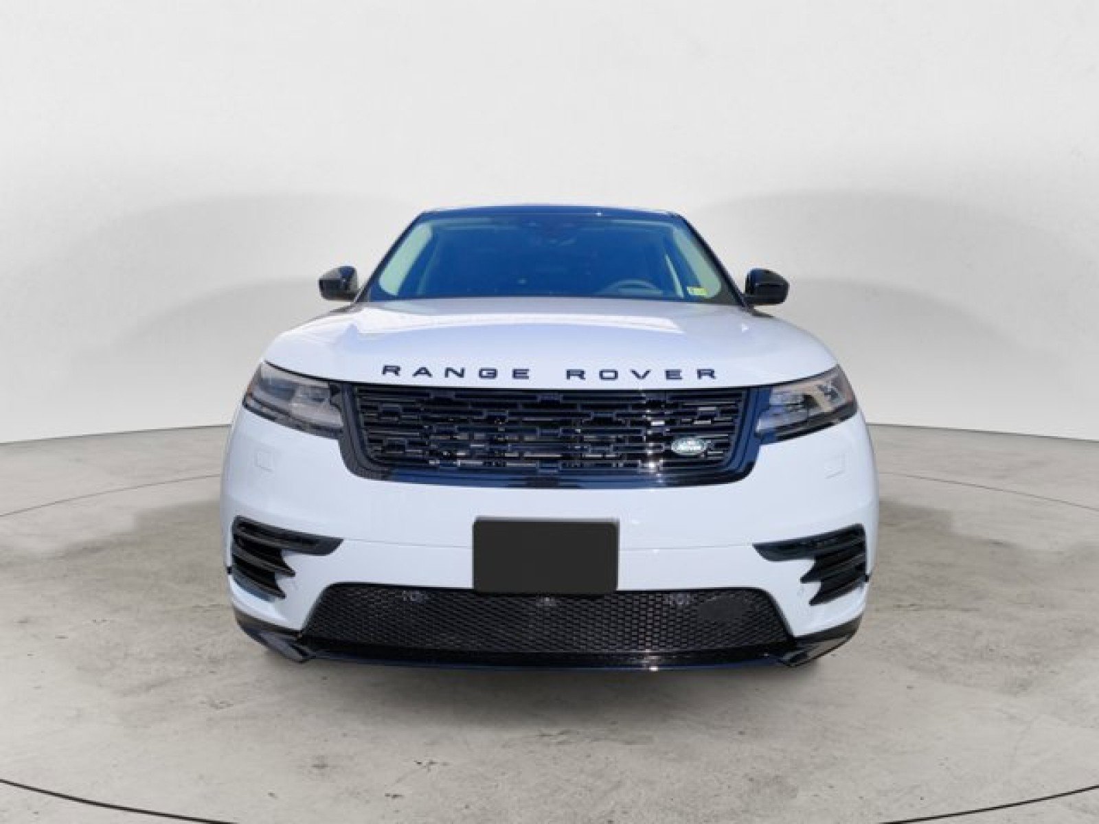 New 2025 Land Rover Range Rover Velar Dynamic SE image 8