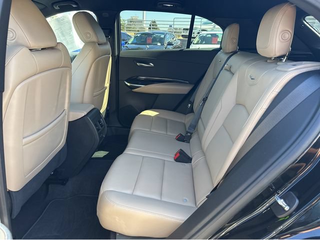 Certified 2024 Cadillac XT4 Luxury w/ Cold Weather Package FWD image 17