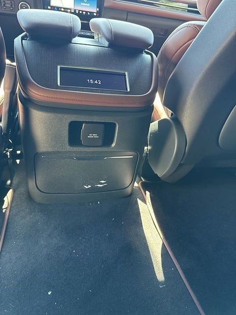 New 2026 Lincoln Navigator L Reserve AWD/4WD image 8