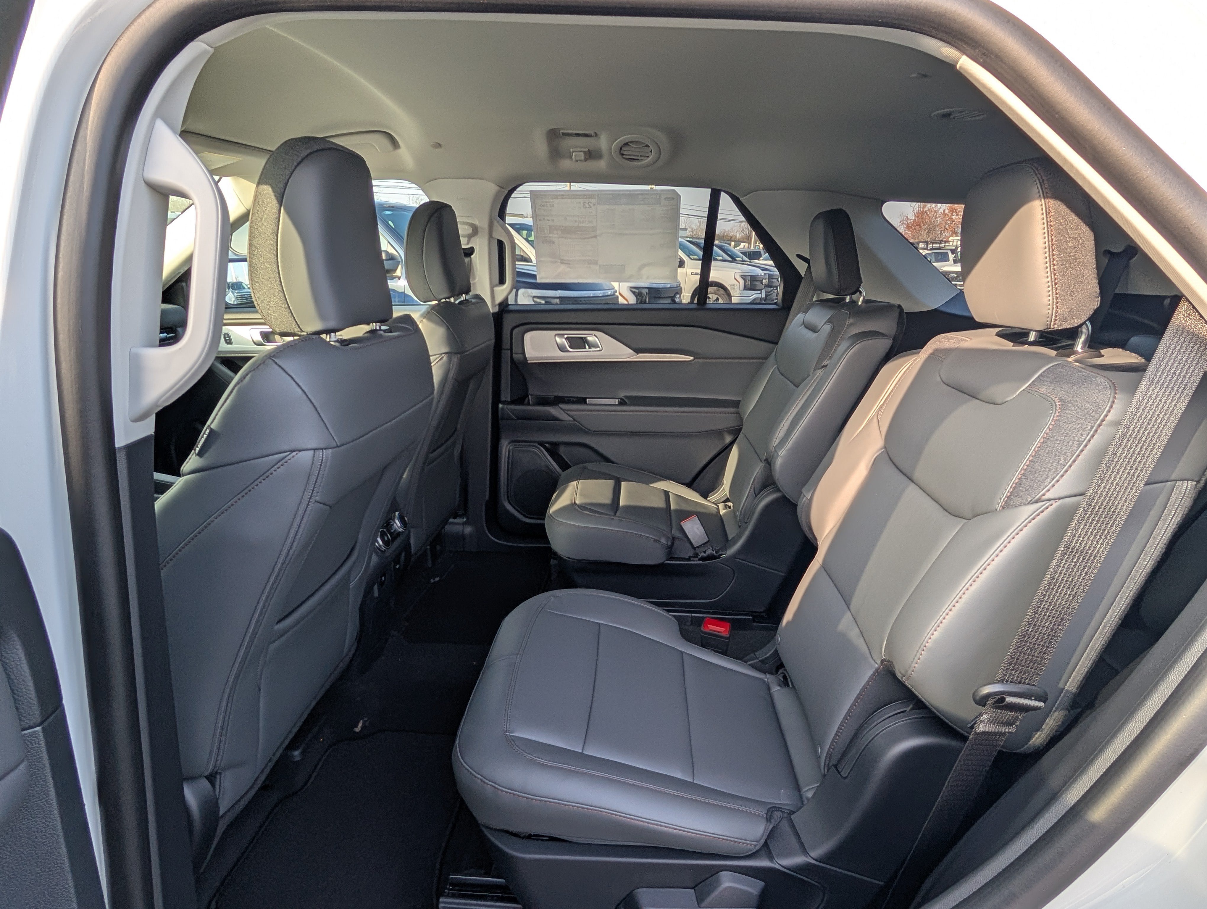 New 2026 Ford Explorer Active w/ Active Comfort Package AWD/4WD image 11