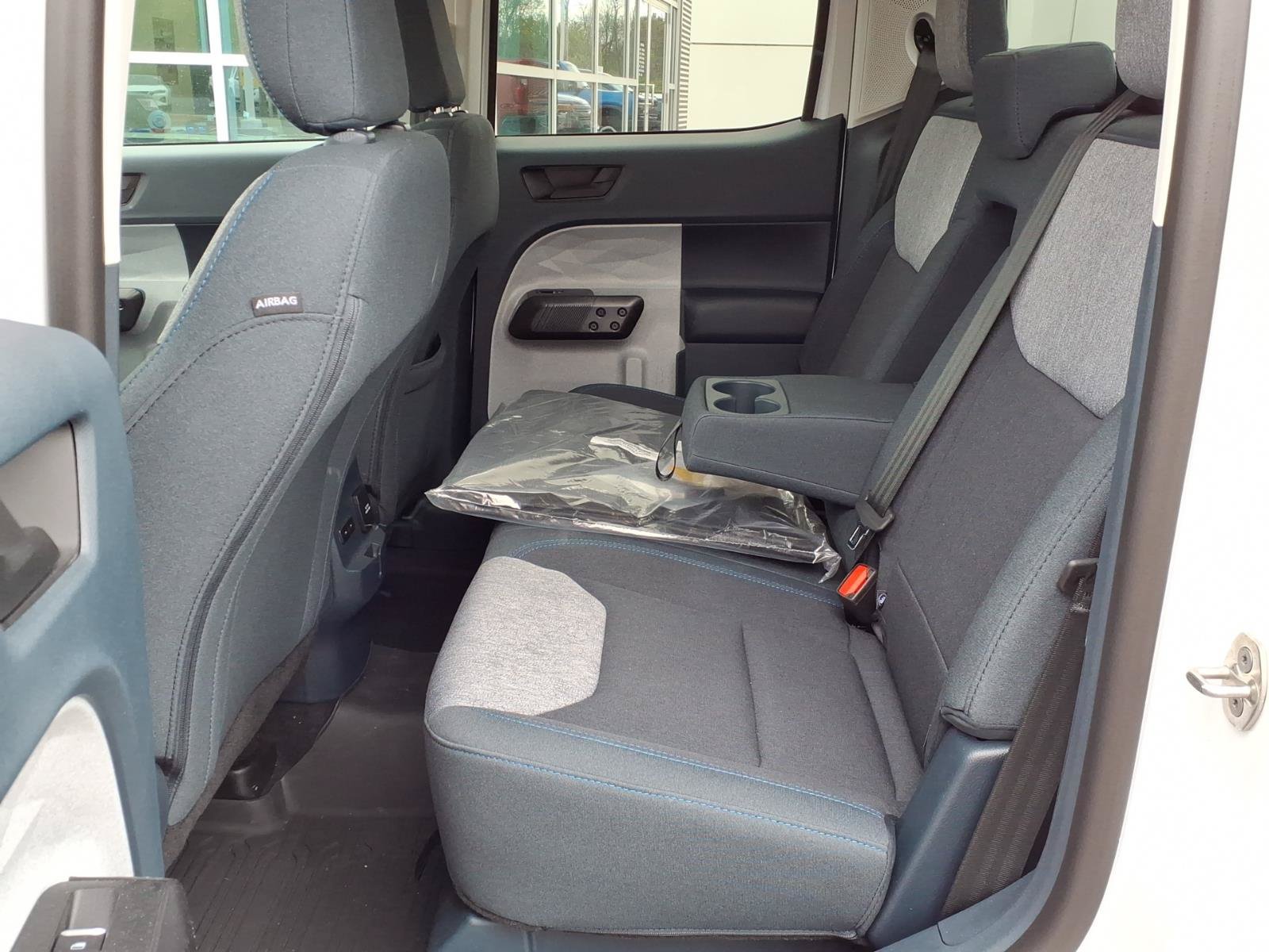 Certified 2025 Ford Maverick XLT w/ XLT Luxury Package AWD/4WD image 6