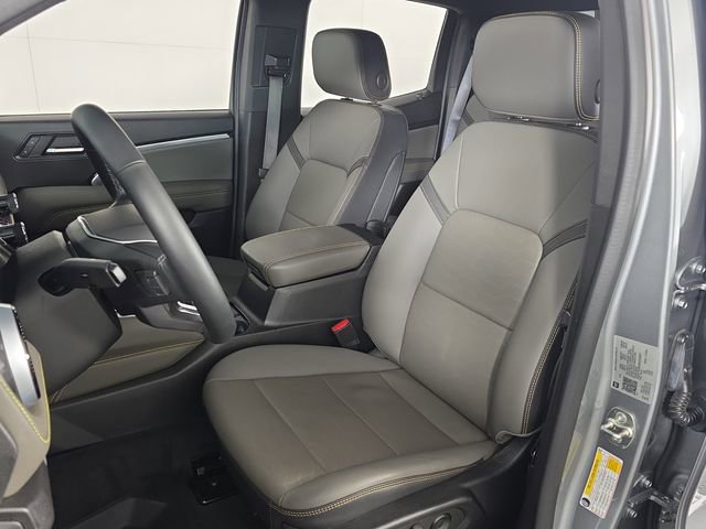 Used 2024 Chevrolet Colorado ZR2 w/ ZR2 Convenience Package III AWD/4WD image 19