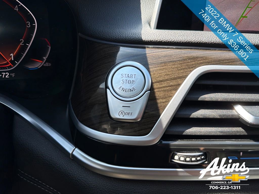 Used 2022 BMW 740i w/ Premium Package RWD image 29