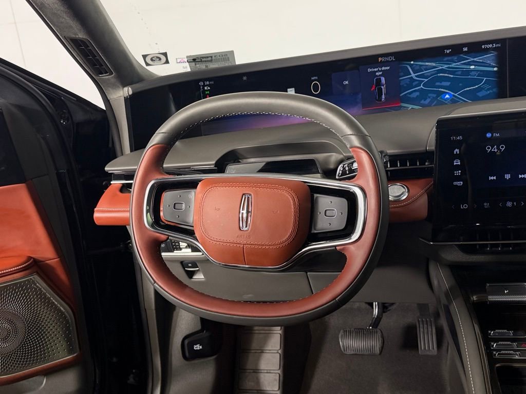 Used 2025 Lincoln Nautilus Black Label w/ Jet Appearance Package AWD/4WD image 16