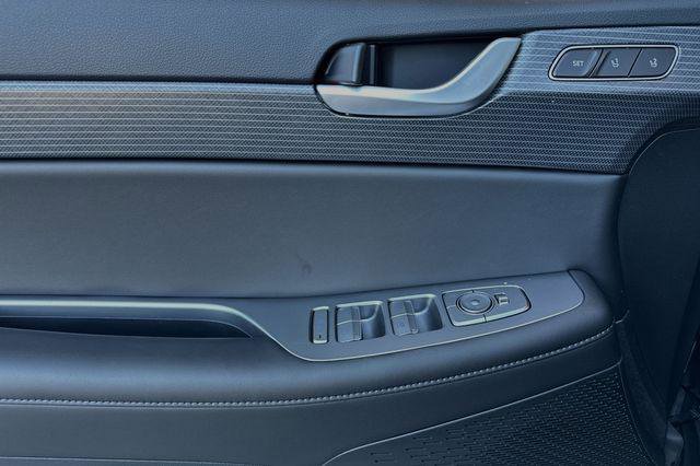 New 2025 Hyundai Palisade Limited FWD image 11