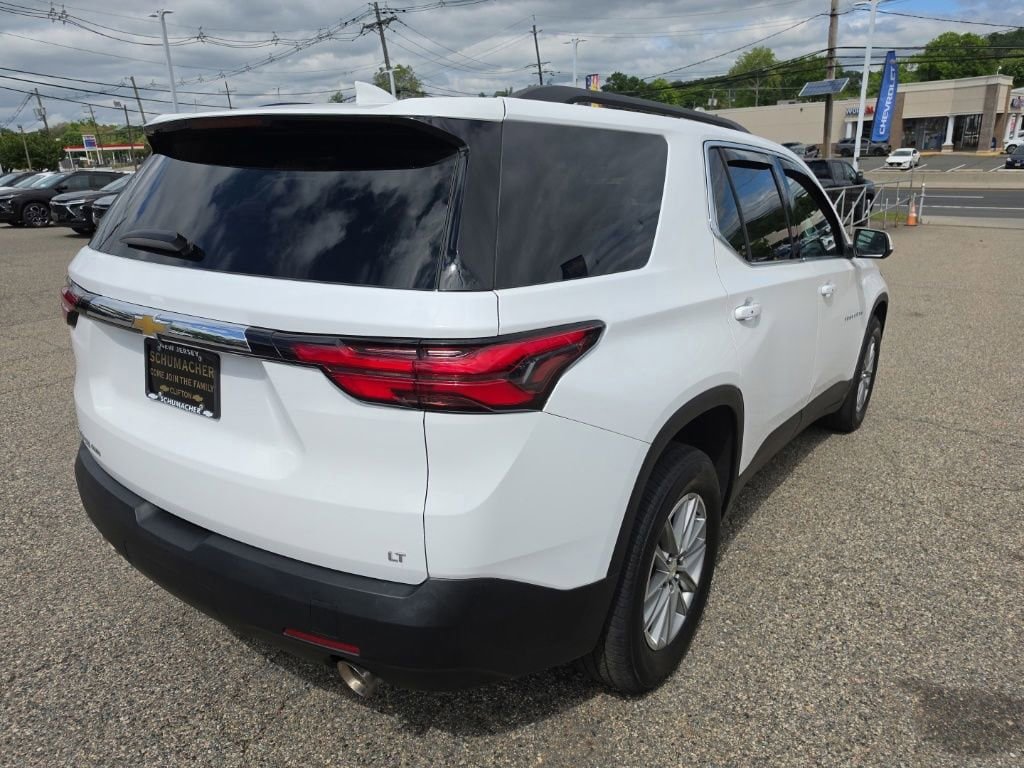 Used 2023 Chevrolet Traverse LT AWD/4WD image 3