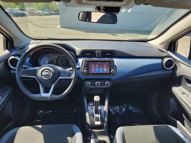 Used 2025 Nissan Versa SV image 21