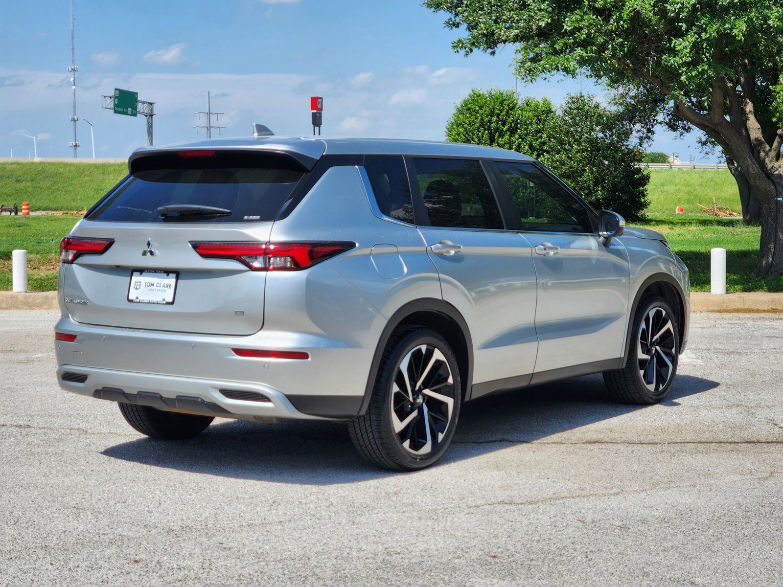 Used 2022 Mitsubishi Outlander SE AWD/4WD image 5