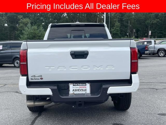 Used 2024 Toyota Tacoma SR5 AWD/4WD image 4