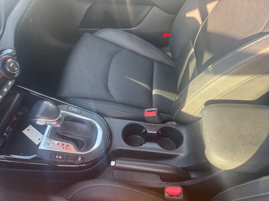 Used 2020 Kia Forte EX image 38