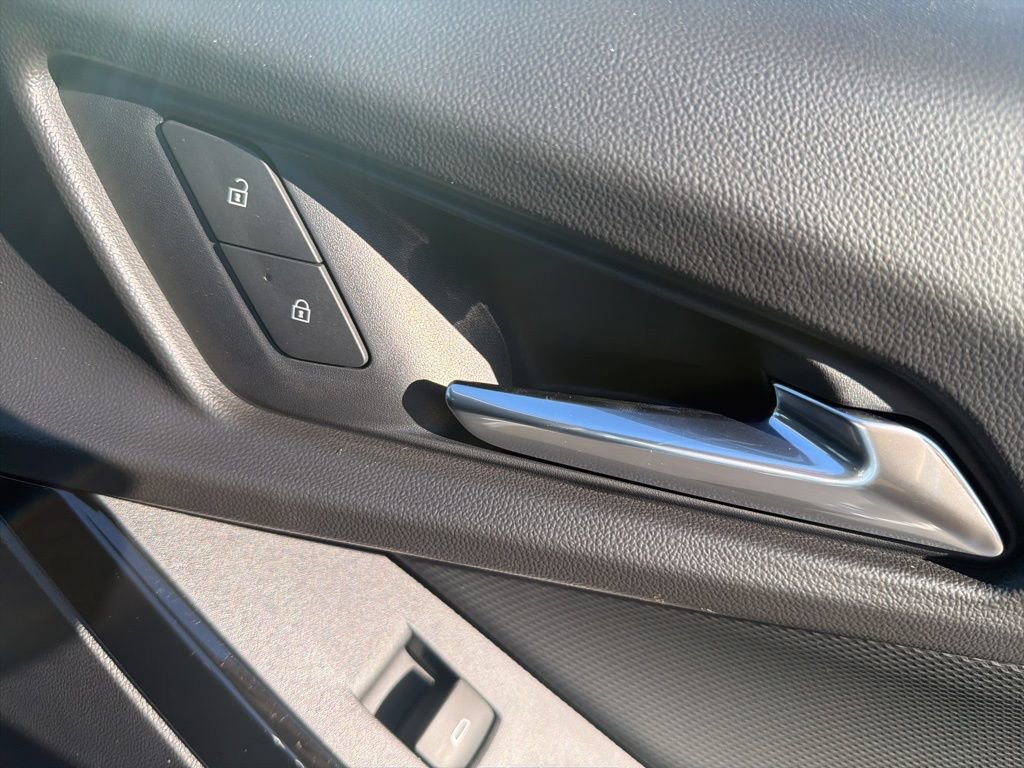 New 2026 Chevrolet Equinox LT image 44