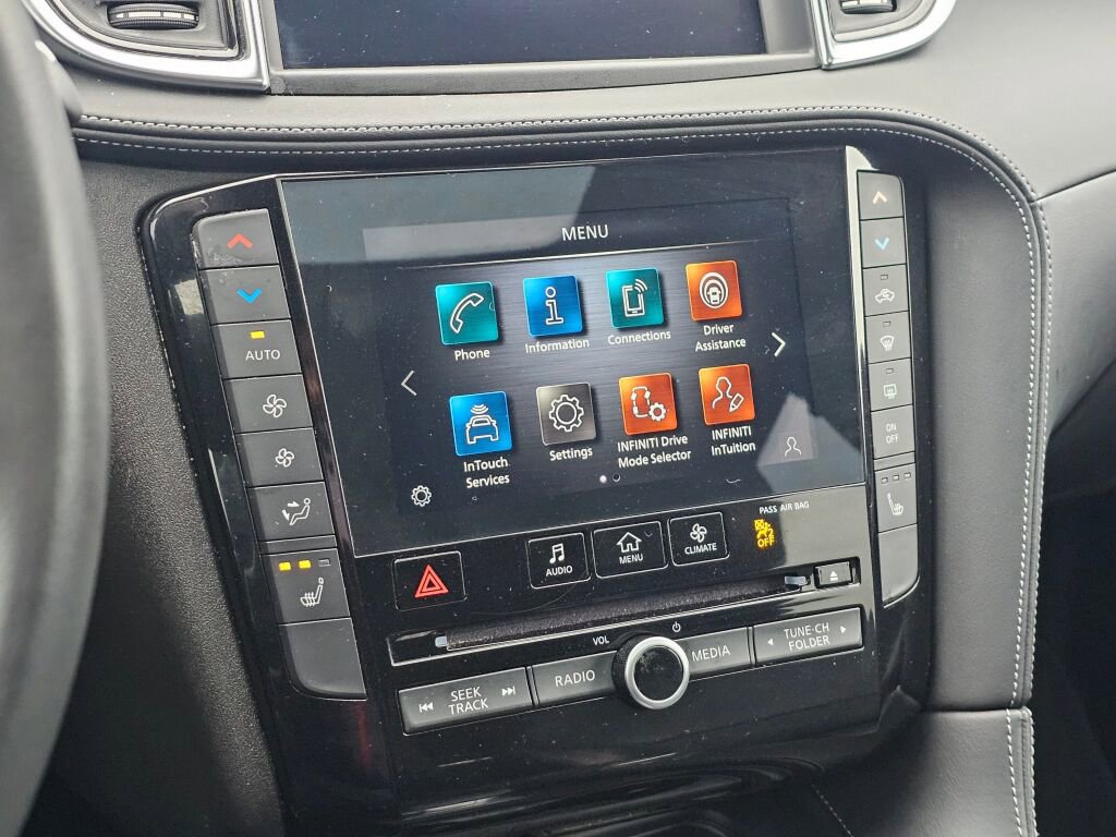 Used 2024 INFINITI QX55 Luxe image 35
