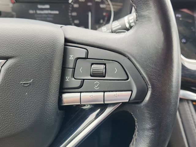 Used 2024 Cadillac XT6 Premium Luxury image 31