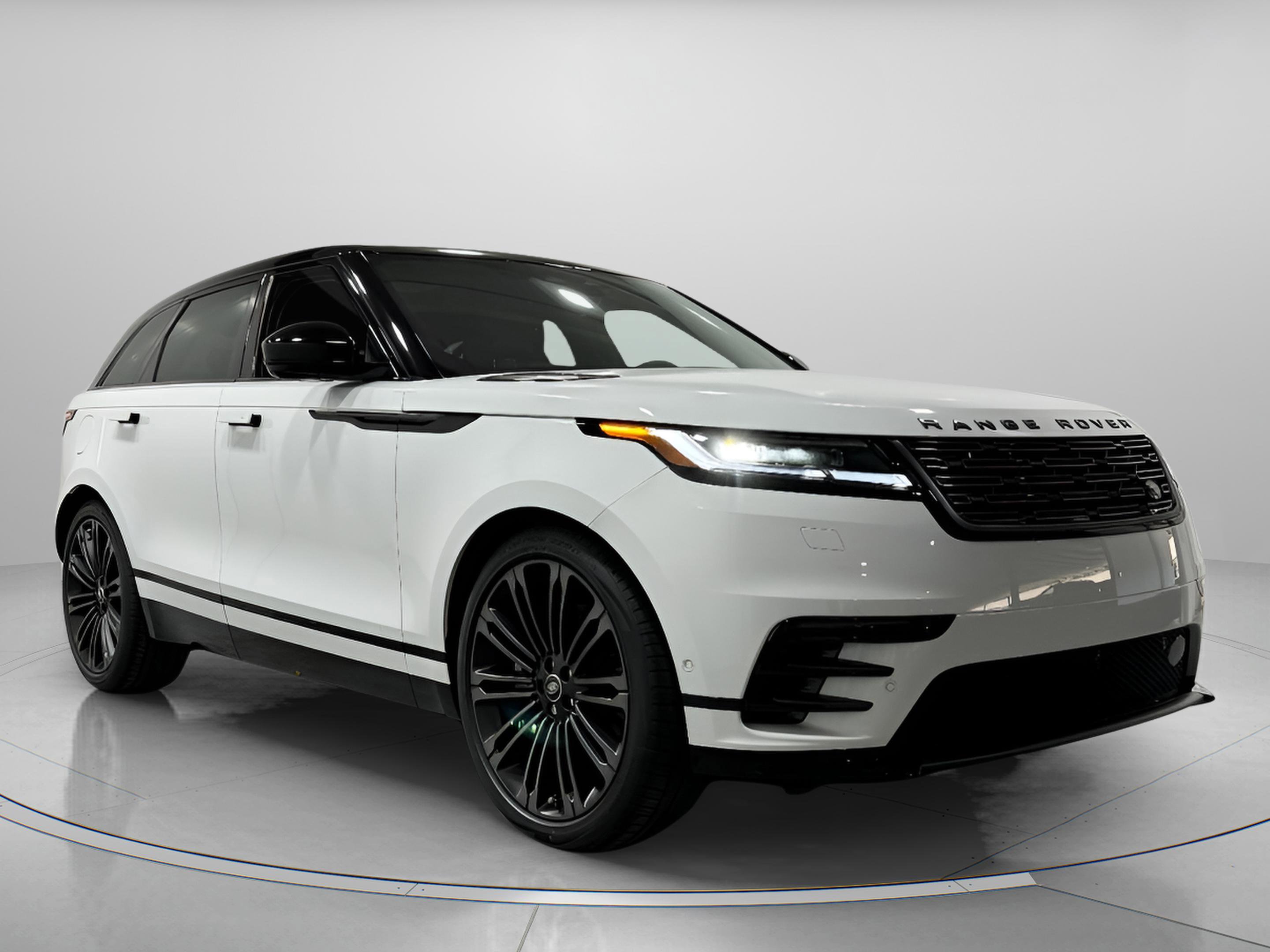 Used 2026 Land Rover Range Rover Velar Dynamic SE image 6