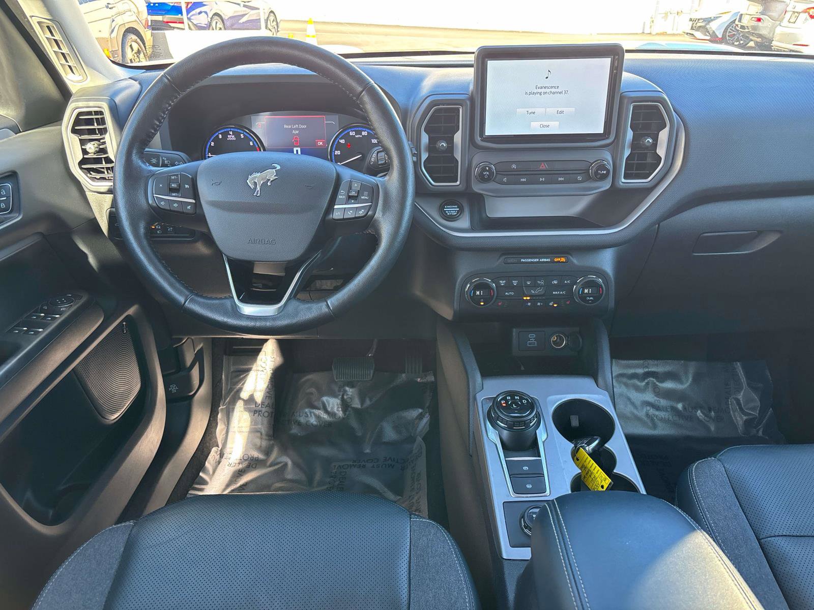 Used 2021 Ford Bronco Sport Outer Banks w/ Outer Banks Package (96D) image 12