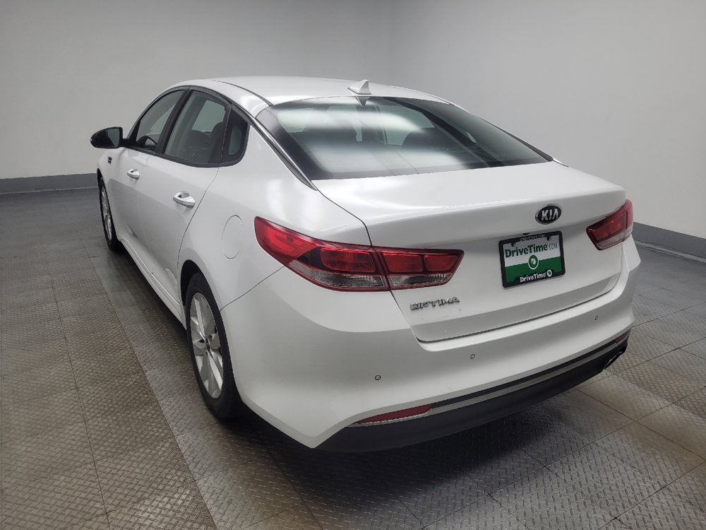 Used 2018 Kia Optima LX w/ 17" Alloy Wheels Package FWD image 5