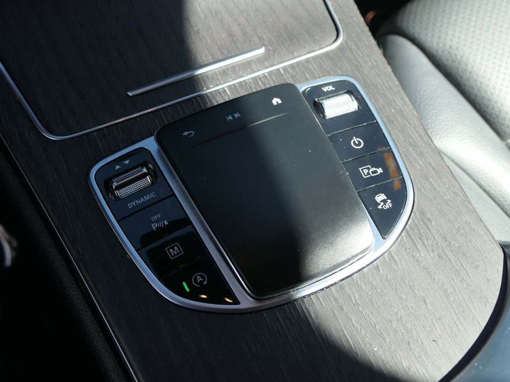 Used 2022 Mercedes-Benz GLC 300 image 23