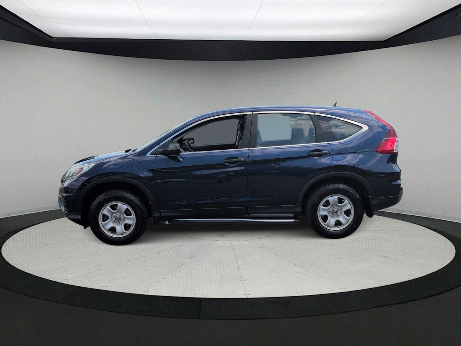 Used 2015 Honda CR-V LX image 5