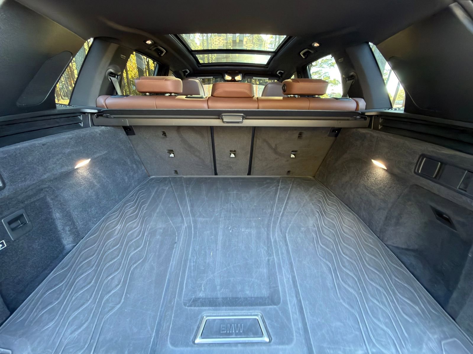 Used 2024 BMW X5 xDrive50e image 17