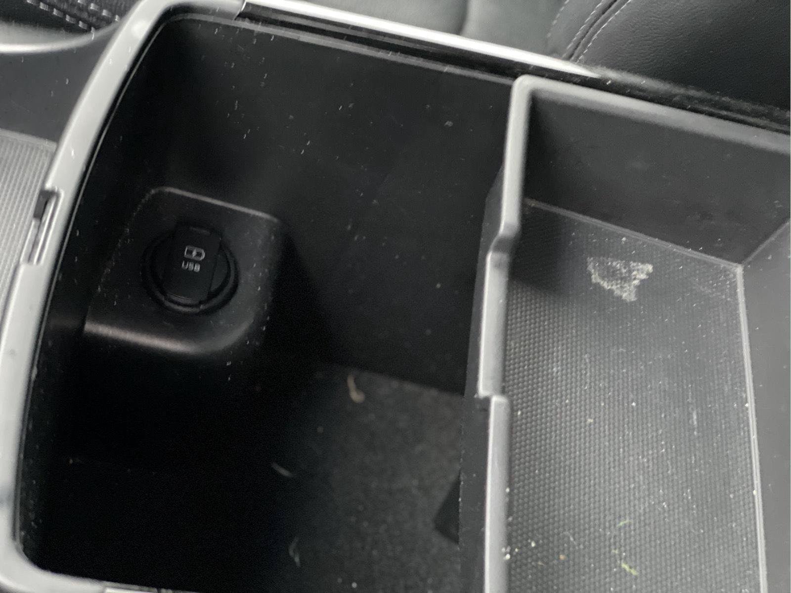 Used 2017 Kia Sorento SX FWD image 38
