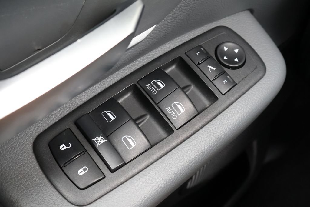 Used 2022 RAM 1500 Big Horn AWD/4WD image 38