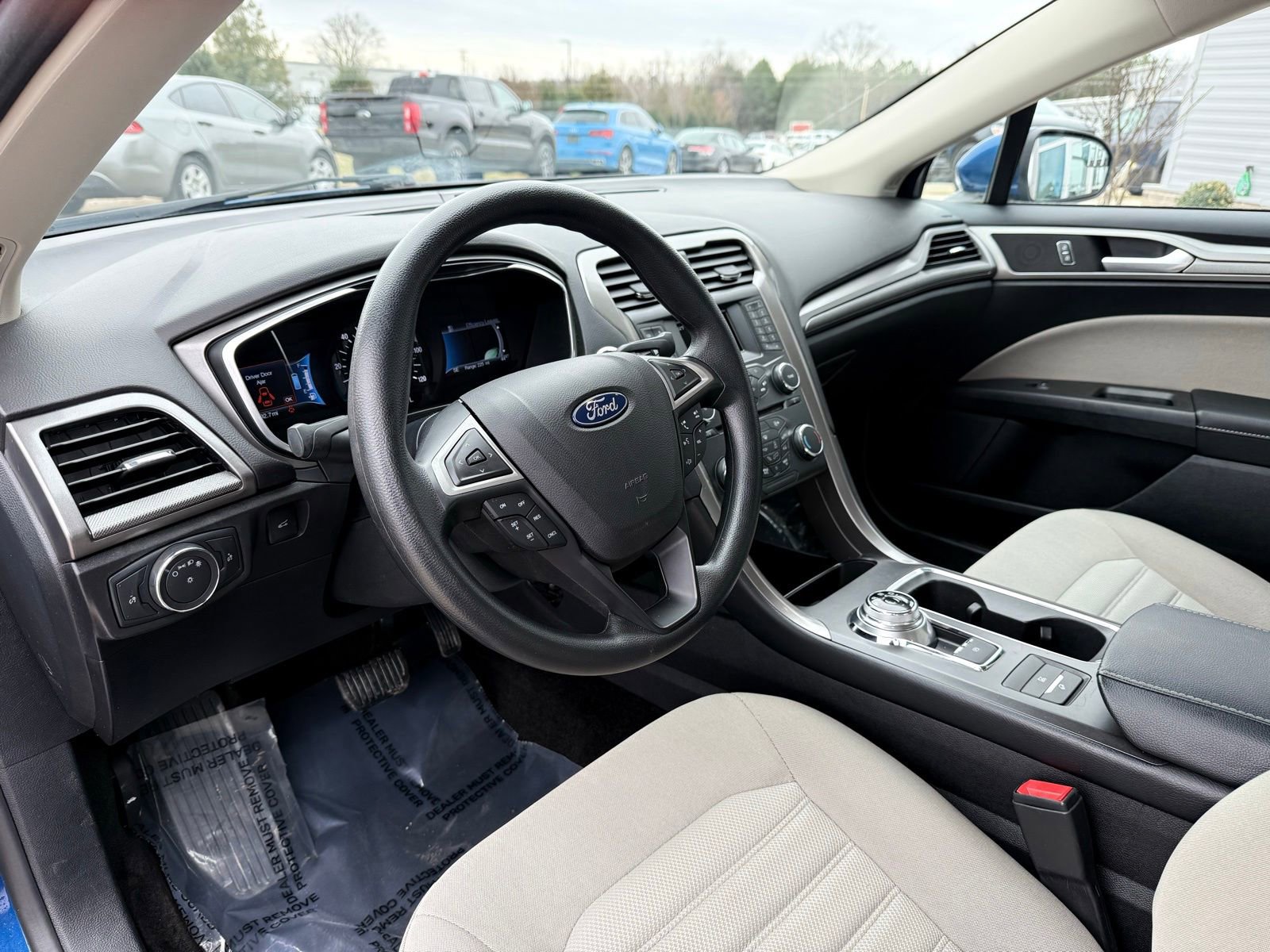 Used 2018 Ford Fusion S FWD image 15