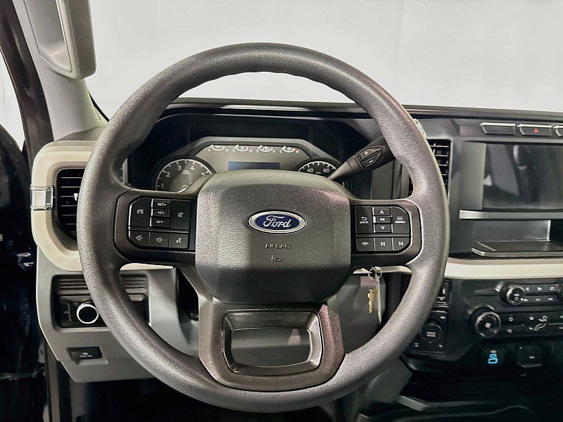 Used 2024 Ford F250 XL AWD/4WD image 12