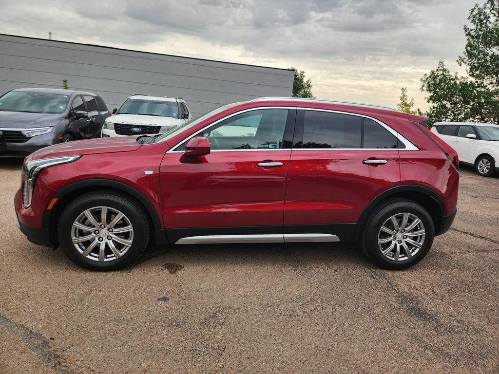 Used 2020 Cadillac XT4 Premium Luxury w/ Driver Awareness Package AWD/4WD image 4