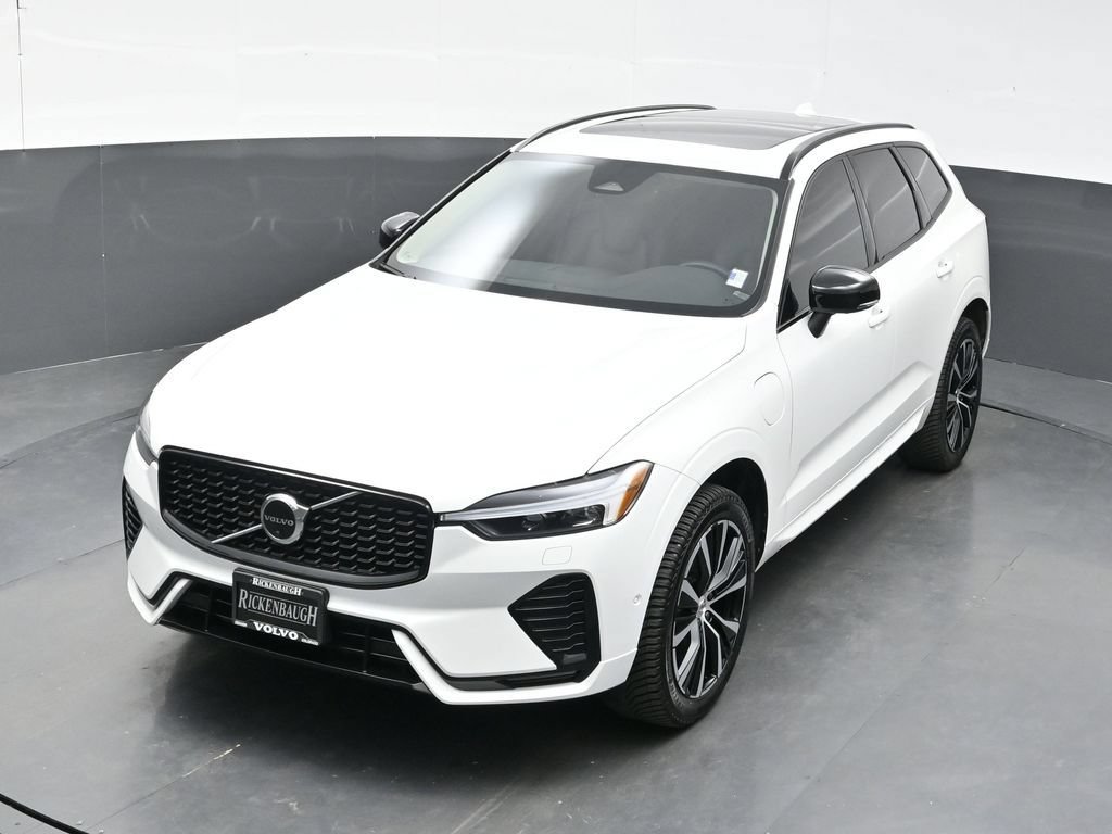 Used 2023 Volvo XC60 T8 Plus AWD/4WD image 31