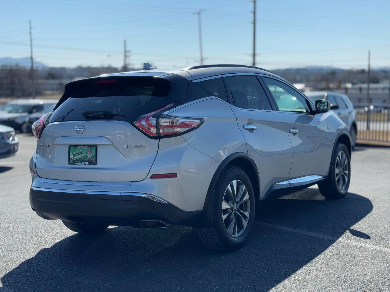 Used 2017 Nissan Murano SV w/ Premium Package image 4