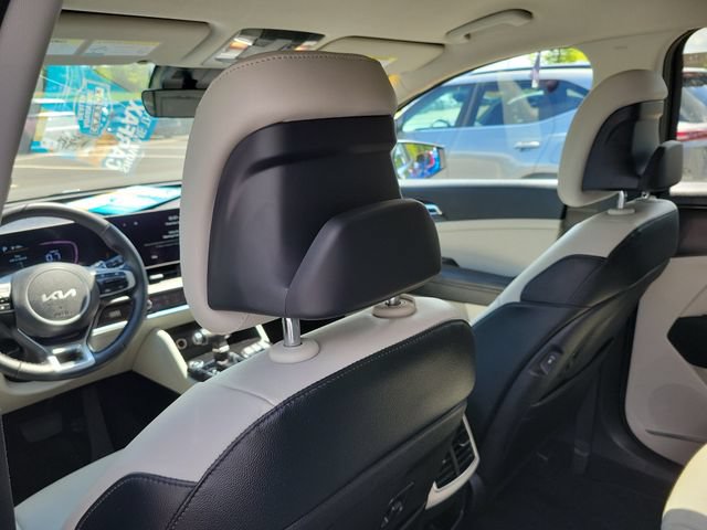 Used 2023 Kia Sportage EX FWD image 12