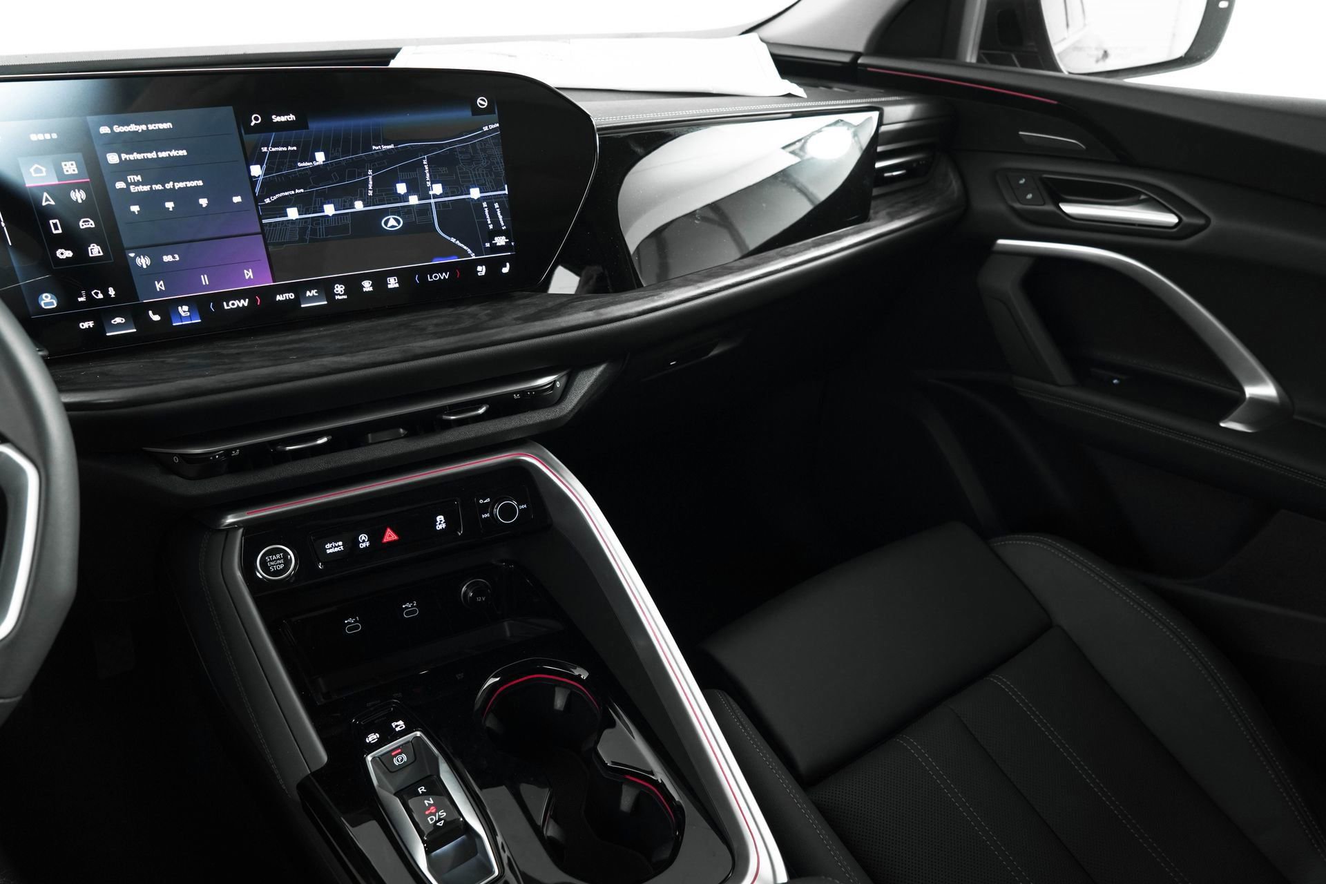 New 2025 Audi Q5 Premium Plus image 23