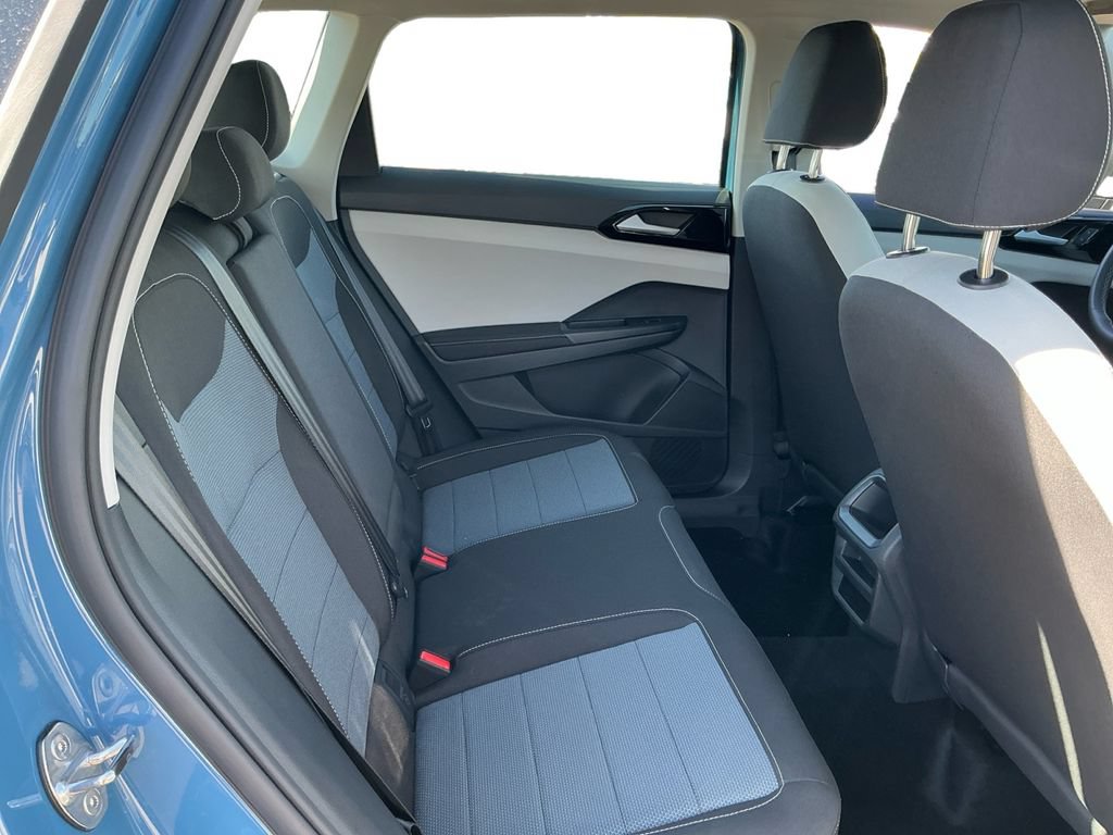 New 2026 Volkswagen Taos S FWD image 18
