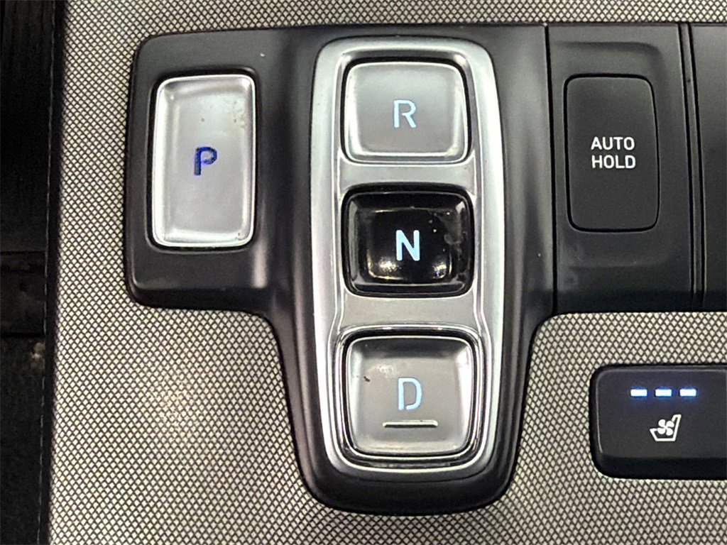 Used 2021 Hyundai Palisade Limited image 32